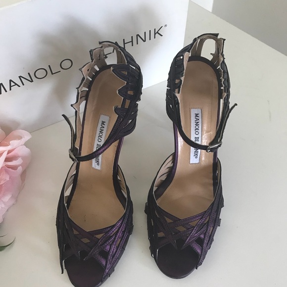 SALE‼️💖Manolo Blahnik Stunning Heels 👠 - Picture 6 of 8